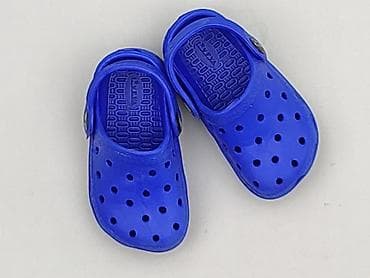 bench trampki: Klapki 22, Używany — 1