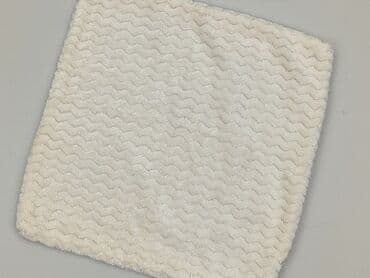 pepco pościel dla dzieci: Pillowcase, 41 x 41, kolor - Beżowy, stan - Idealny — 1