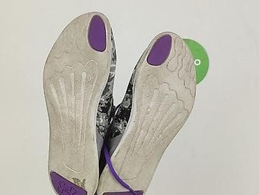 kapcie mysz: Under Armour, Sneakersy damskie, rozmiar 37.5 — 4