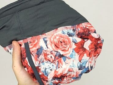 bluzka z otworem na kciuk: Szorty damskie, rozmiar XL — 6