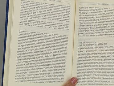 Książki: Książka, gatunek - Literatura faktu, stan - Bardzo dobry — 3
