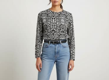 t shirt billie eilish h m: H&M, Women`s T-shirt, size S — 7