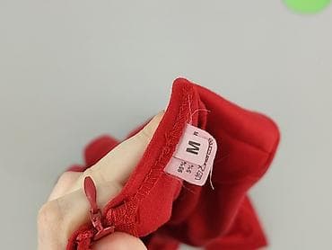 red collar: Сукня жіноча, розмір M — 4