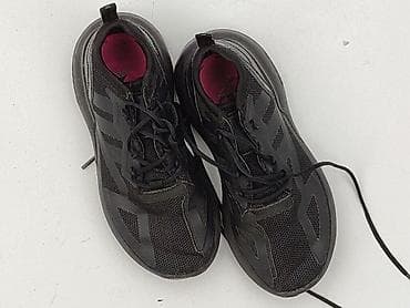 pull: Buty sportowe Adidas, 33, Używany — 1
