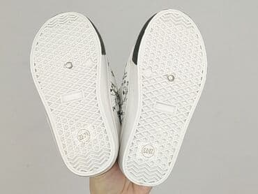 skarpetki z napisami dla dzieci: Trampki Reserved, 22, Nowy — 4