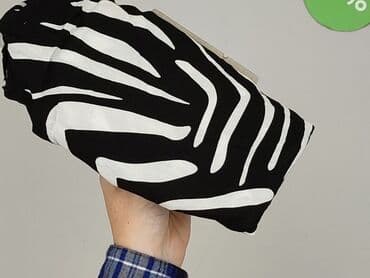 krótkie spodenki w panterke: Esmara, Szorty damskie, rozmiar S — 5