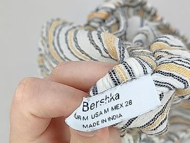 pull bear szorty: Bershka, Bluzka damska, rozmiar M — 5