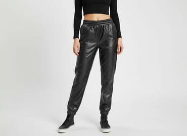 hello kitty spodnie shein: Shein Curve, Material trousers for women, size 2XS — 1