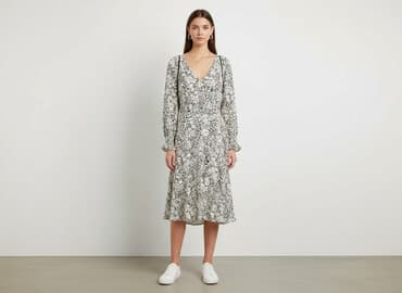 sukienka midi i kozaki: Women`s dress, size S — 1