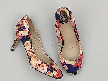 klapki babcine: Czółenka damskie na obcasie – floral print - Model: klasyczne szpilki — 1