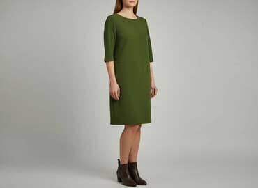 Women`s dress, size L