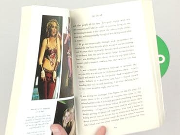 Książki: Książka, gatunek - Literatura faktu, stan - Idealny — 4