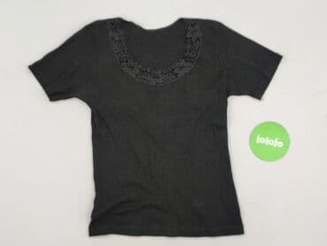 czarne t shirty damskie w serek: T-shirt damski, rozmiar S — 2