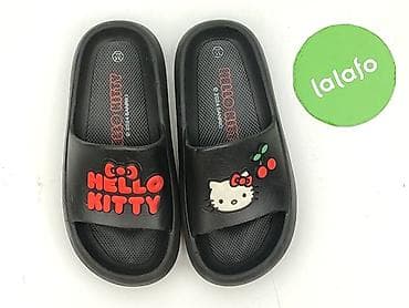 Дитяче взуття: Шльопанці Hello Kitty, 35, Б/в — 2
