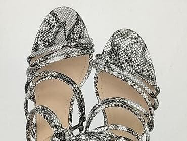 ccc crocs czarne: Sandały damskie, rozmiar 40 — 7