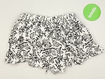 krótkie spodenki i nogi z cellulitem: Sinsay, Szorty damskie, rozmiar S — 3