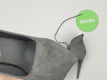 nike 38.5: Flat shoes for women, size 37 — 8