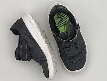 czarna bluza nike: Buty sportowe Nike, 26, Używany — 1