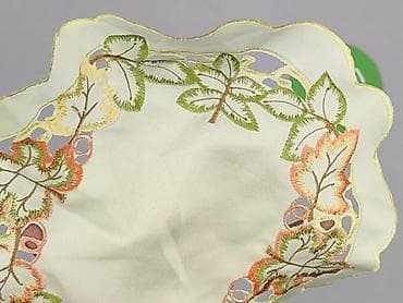 dekoracje na chrzest: Serwetka 30 x 30, kolor - Beżowy, stan - Bardzo dobry — 4