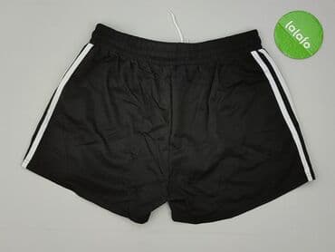 krótkie spodenki i czarne adidasy: Shorts for women, size S — 3