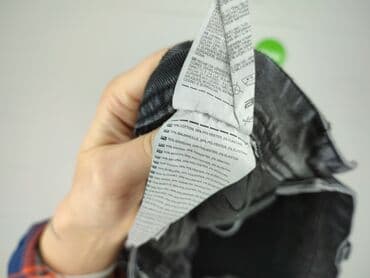 kurtki zimowe wyprzedaż reserved: Jeansy dla mężczyzn, rozmiar M — 5