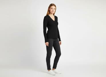 czarne bluzki dekolt v: Reserved, Bluzka damska, rozmiar M — 6