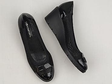 kozaki relax: Czarne damskie czółenka na koturnie But S Komfort Fit - Klasyczny — 1