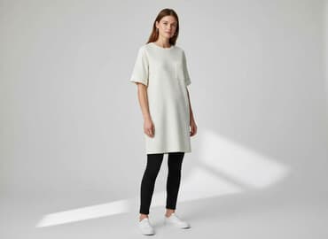 sukienka z tiulowymi rękawami bershka: Bershka, Women`s dress, size S — 1