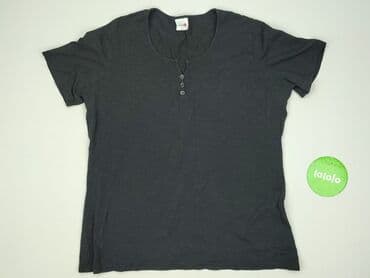 t shirt basic uniqlo: Футболка жіноча, розмір 2XL на lalafo.pl — 2 t shirt basic uniqlo: Футболка жіноча, розмір 2XL — 2