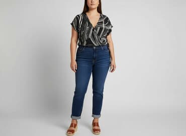 bluzki wyszczuplające sylwetkę: Bluzka damska, rozmiar 2XL — 6