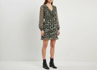 zara sukienka w kwiaty z bufiastymi rękawami: Zara, Women`s dress, size S — 1