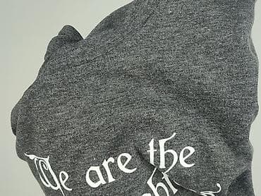 garnitury hm: Koszulka dla mężczyzn, rozmiar S — 6