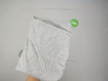 bluzki basic z dekoltem v: Women`s T-shirt, XL at lalafo.pl — 6 bluzki basic z dekoltem v: Women`s T-shirt, XL — 6