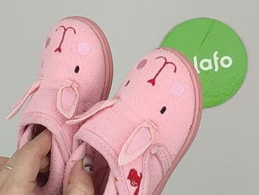 kapcie elfa z dzwonkiem: Buciki niemowlęce, 20, stan - Bardzo dobry — 7