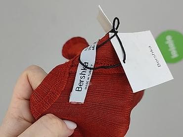 pull and bear white top: Bershka, Top damski, rozmiar S — 6