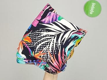 Kobiety: Sukienka damska, rozmiar S — 6