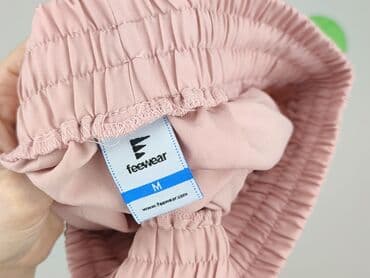 spodnie dresowe new balance: Szorty damskie, M — 5