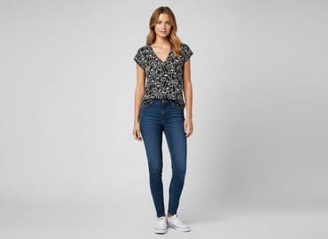 t shirt billie eilish h m: H&M, Women`s T-shirt, size S — 6