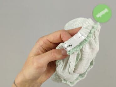 krótkie spodenki z niskim stanem: Szorty damskie, rozmiar S — 5