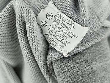 dresy kompletne: Szorty damskie, rozmiar 2XL — 4