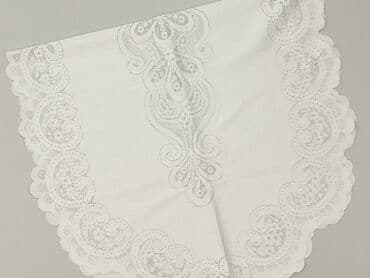 narzuta na łóżko: Obrus 60 x 110, kolor - Biały, stan - Bardzo dobry — 1