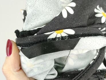 bluzki z kwiacistym wzorem: Top damski, rozmiar S — 4