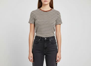 50 style t shirty damskie: Футболка жіноча, розмір S — 1