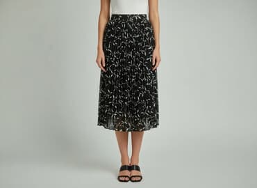 jesienne spódnice: Women`s skirt, size S at lalafo.pl — 1 jesienne spódnice: Women`s skirt, size S — 1