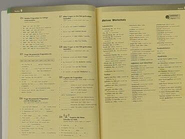 Książki: Książka, gatunek - Edukacyjna, stan - Bardzo dobry — 3