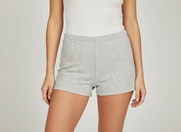 szare krótkie spodenki: Szorty damskie, rozmiar M — 5