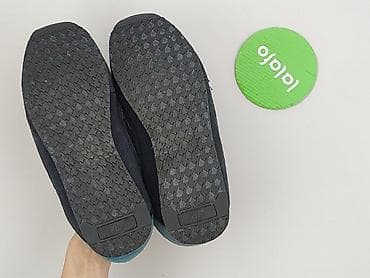 sizer buty: 4F, Sneakersy dla mężczyzn, rozmiar 39 — 4