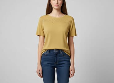 bluzki z pomponami: Bluzka damska, rozmiar S — 1