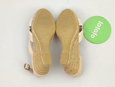 czerwone sandały na słupku ccc: Anna Field, Sandały damskie, rozmiar 36 — 4