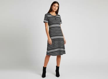 czarne krótkie spodenki sinsay: Sinsay, Sukienka damska, rozmiar M — 6